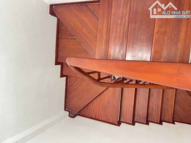Oto đỗ cổng - Lô góc - 35m2 x 5 tầng , phố Nguyễn Văn Linh, không lỗi PT - 7