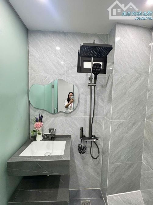 Khâm Thiên-Đống Đa, vị trí cực đẹp, lô góc, 2 thoáng, cách phố 20m, ngõ ba gác phi. - 8