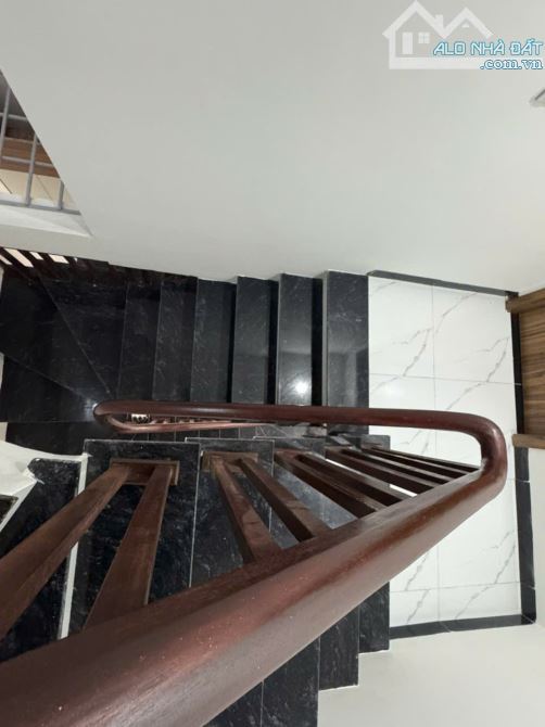 Nhà đẹp 4 .5tầng tổ 13 Mậu Lương Kiến Hà Đông 34m2 ngõ nông rộng ở ngay giá tốt. - 9