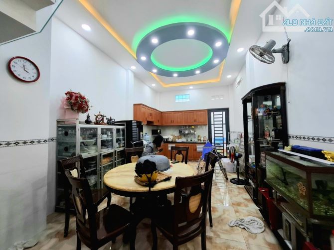 + 👉 SỐC SIÊU PHẨM GẤP GẤP BÁN NHÀ Đ TỈNH LỘ 10 BTĐ BÌNH TÂN 4*20M 4L NHỈNH 6xT - 9