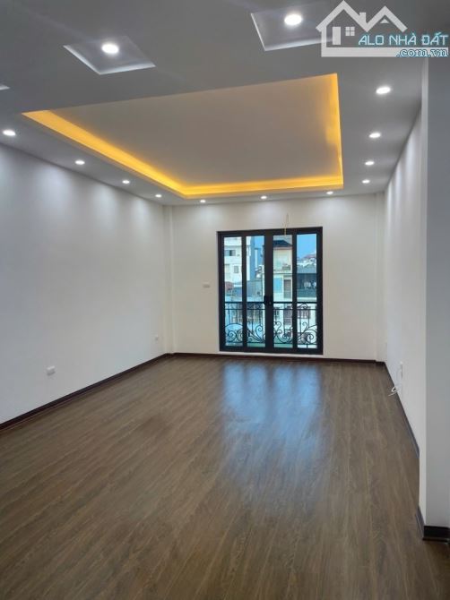MẶT NGÕ VỈA HÈ Ô TÔ TRÁNH- KINH DOANH- THANG MÁY - 9