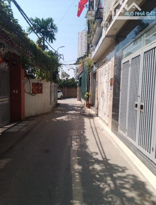 Bán nhà Vân Canh, phân lô ô tô đỗ cổng , hưởng tiện ích KĐT mới Vân Canh