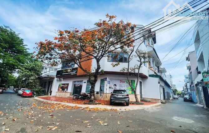 Nhà góc hai măth tiền siêu vip đường Giáp Hải cách Quảng trường BMT chỉ 150m