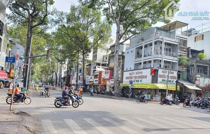 Bán nhà Nguyễn Tri Phương Quận 10, 4x8, 3 tầng, cực ngon, chỉ nhỉnh 3 tỷ