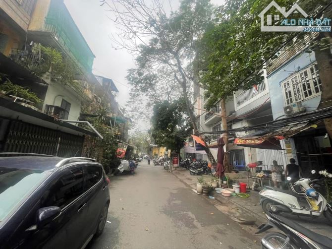 HOÀNG MAI -  SIÊU MẶT PHỐ ĐÔI - VỈA HÈ RỘNG - KINH DOANH SẦM UẤT NGÀY ĐÊM - THÔNG SỐ ĐẸP.