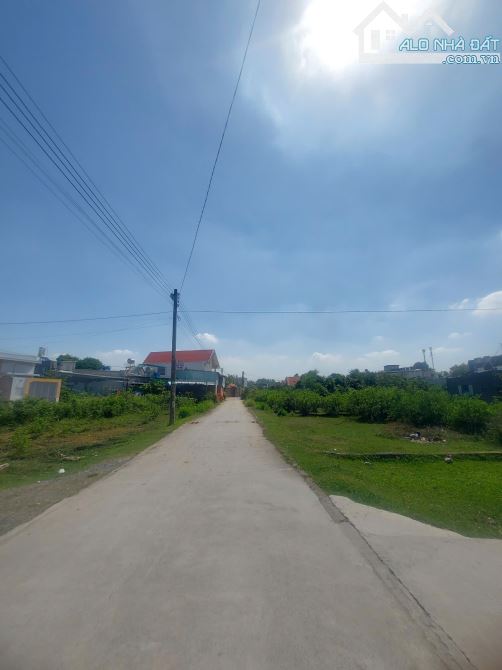 ĐẤT NỀN 5×20, GIÁ 1,05 TỶ KHU PHÂN LÔ GẦN SÔNG THOÁNG MÁT
