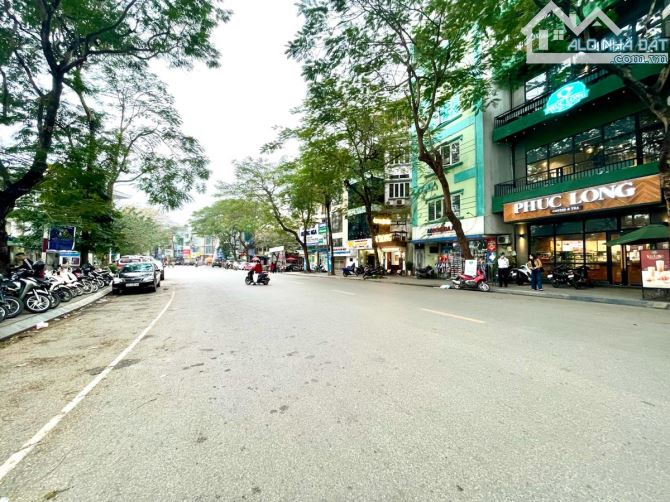Mặt phố Trần Đại Nghĩa 5 tầng thang máy, mặt tiền siêu khủng 8m, 108 tỷ lô góc