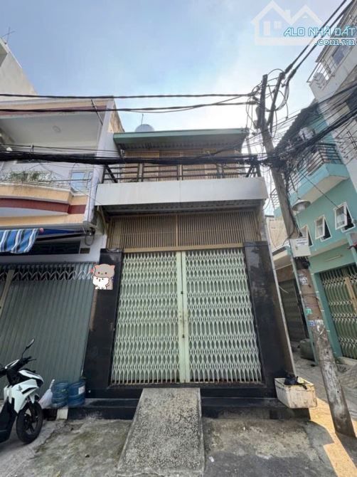 1XẸC ĐƯỜNG LẠC LONG QUÂN Q TÂN BÌNH HẺM 7M DT 4,2X12 50M² HƠN 4TỎI