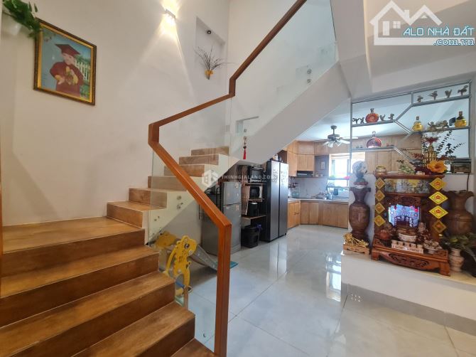 BÁN NHÀ ĐƯỜNG CÔ BẮC 1T2L, FULL THỔ CƯ- GIÁ 8 TỶ , HẺM OTO 7 CHỖ VÀO TẬN NHÀ