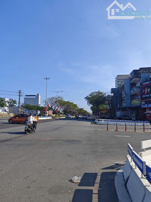 Lô Góc 3 Mặt Thoáng Mỹ Đa Đông 12 View Biển Quận Ngũ Hành Sơn-200m2- Ngang 22m- 28 Tỷ hơn
