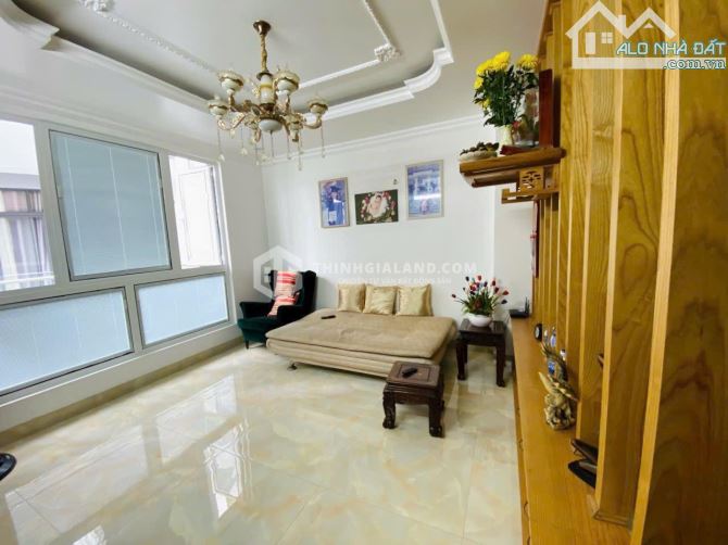 BÁN NHÀ 1T3L ĐƯỜNG CÔ BẮC HẺM OTO- FULL THỔ CƯ , HƯỚNG ĐÔNG NAM - GIÁ 5,5 TỶ
