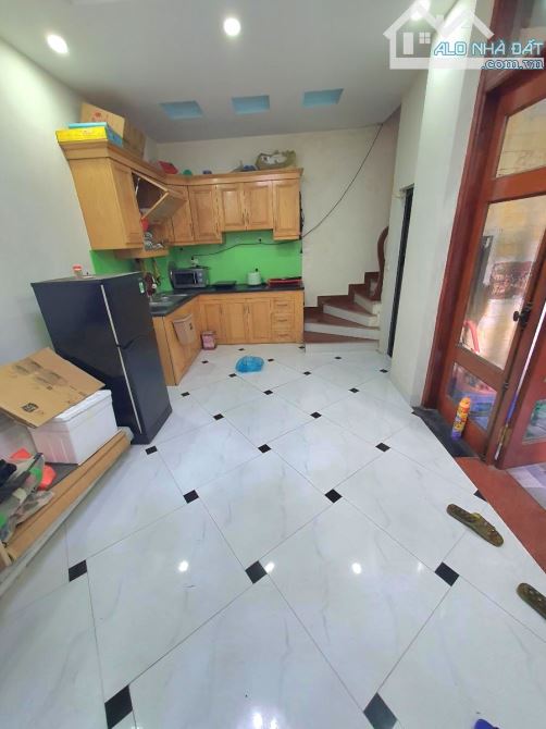 BÁN NHÀ BẰNG LIỆT 47M2x5 TẦNG-MT:4M- GIÁ 7,3 TỶ  CÁCH 1 NHÀ RA OTO HX KĐT LINH ĐÀM