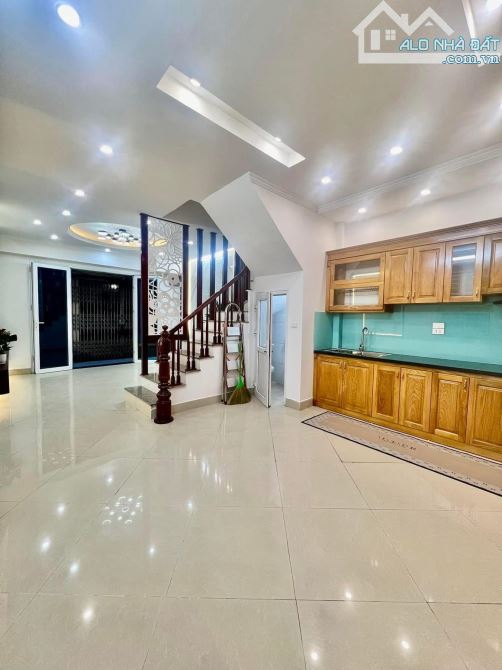 🏡 BÁN NHÀ PHÂN LÔ – 10M RA Ô TÔ TRÁNH – FULL NỘI THẤT CAO CẤP – NGÕ THÔNG – TIỆN ÍCH ĐẦY