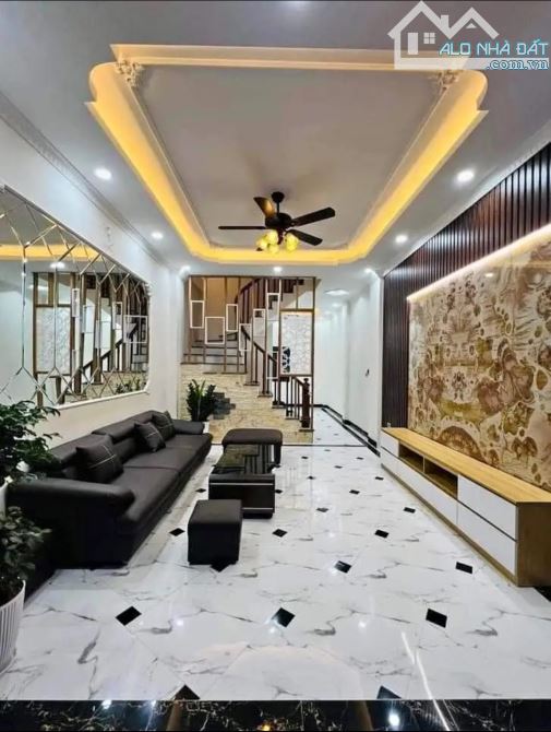 Nhà đẹp Thị Trấn Phùng, Đan Phượng 42M 4 Tầng, 4 ngủ, full nội thất nhỉnh 3 tỷ