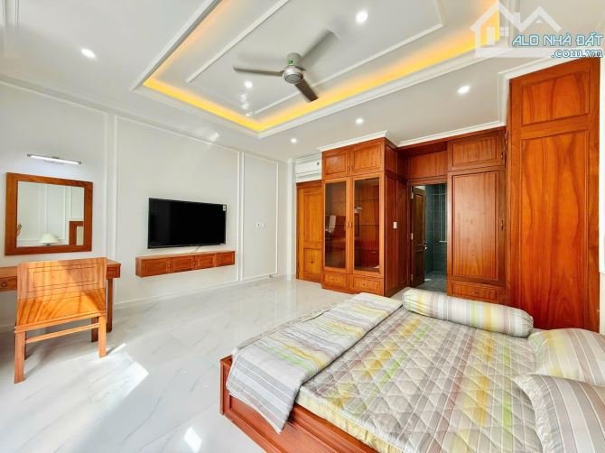 LẠI THÊM 1 CĂN NHÀ GIẢM GIÁ 500TR bán nhanh trong tháng hẻm 380 nguyễn văn khối - 10