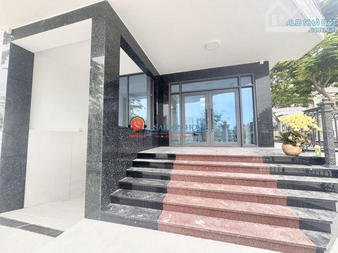 Cho Thuê Tòa Nhà văn phòng góc 2 mặt tiền Quận 2 Hầm 4 lầu trống suốt 800m2 - 1