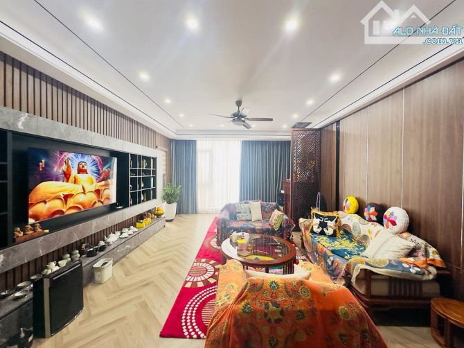 ĐẸP! MẶT PHỐ NGUYỄN HY QUANG, ĐỐNG ĐA 2 MẶT PHỐ LÔ GÓC KD ĐỈNH TƯƠNG LAI SÁNG 50m2 MT 7.5m - 1