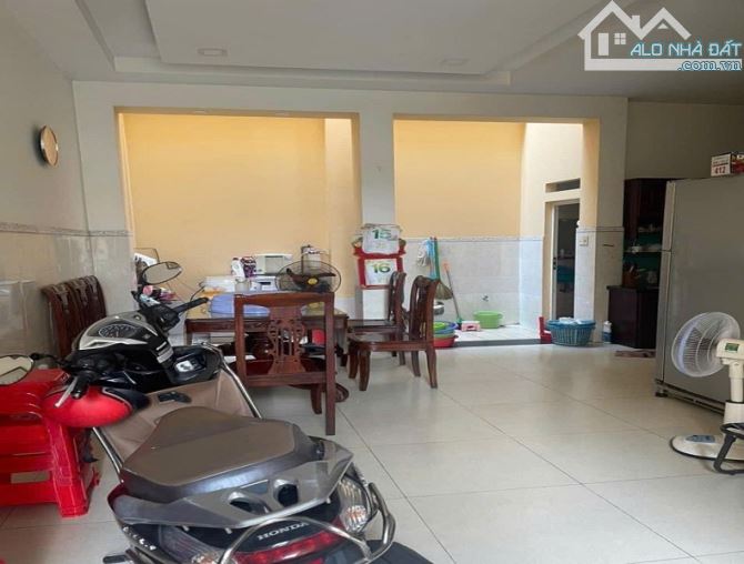 Bán nhà KD hẻm 10m, Nguyễn Hữu Tiến, Tây Thạnh, Tân Phú, 127m2, 3 tầng, ngang 6,1m - 1