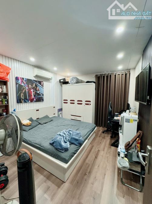 Bán nhà 3 tầng mặt đường Thích Trí Hải - 1