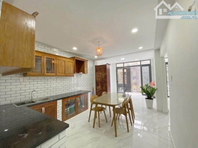 CHỈ 5TỶ - BÌNH TÂN - GIÁP TÂN PHÚ - 7 x 11 - 3TẦNG - 8P.NGỦ - 1