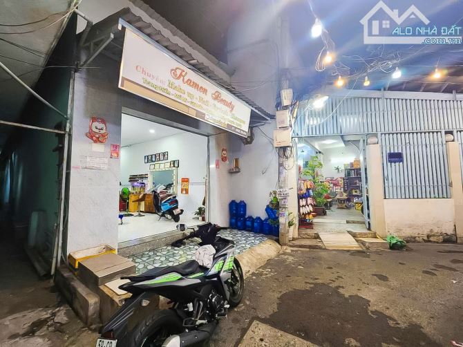 P.4-Q.8-95M2- NGANG 4M- NỞ HẬU - 5.3TY - 1