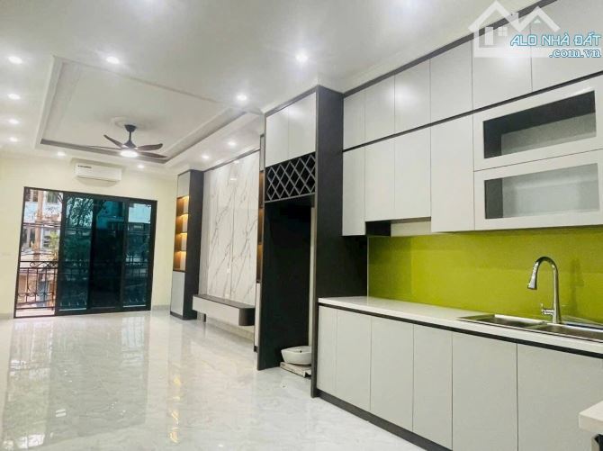 NHÀ MỚI HỒ TÙNG MẬU 43m2 - GARA OTO - KINH DOANH - NGÕ THÔNG - TIỆN ÍCH - 1