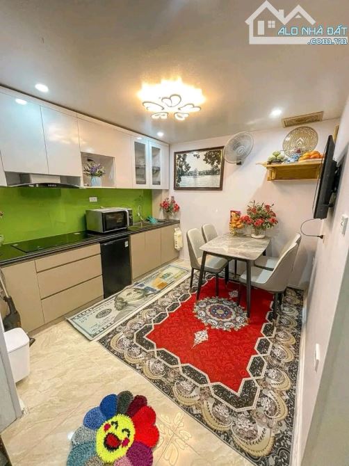 BÁN NHÀ PHÂN LÔ PHỐ ĐÔNG QUAN  GIẤY  27 TỶ 85M2 MT 5M 6 TẦNG VỈA HÈ Ô TÔ TRÁNH KINH DOANH - 1