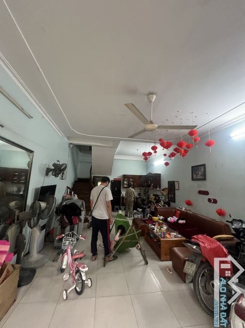 CỰC HIẾM  -Văn Quán - Hà Đông , ô tô vào nhà ,50M 3 tầng MT 5M giá chỉ 11.5 tỷ - 1
