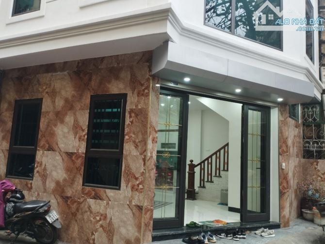 Siêu phẩm lộc lá Kim Ngưu - 40m x 5T - ô tô ngủ trong nhà, ngõ thông, nhà xây mới tinh - 1