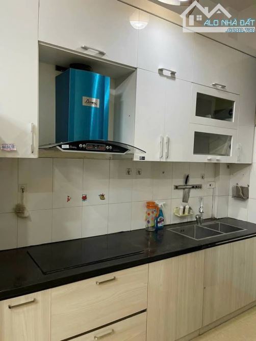 Cho thuê nhà ngõ kinh doanh phố Cầu Giấy 25m x 4 tầng, giá 14tr/tháng - 1