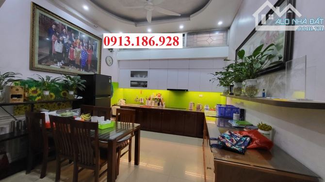 Bán Nhà Ngõ ô tô tránh phố Lê Trọng Tấn - Không Gian Rộng Thoáng, Vị Trí Đắc Địa - 1