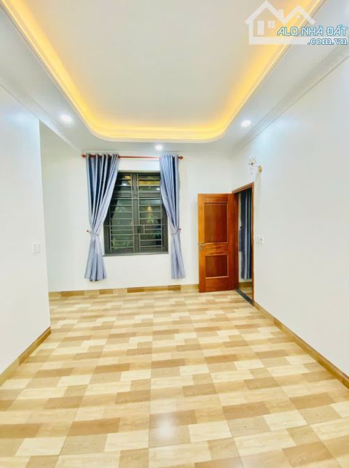 Giảm 800 Triệu Bán Gấp Nhà Góc 2 Mặt Tiền Gần Vincom Dĩ An - 12
