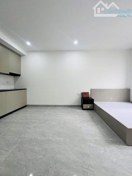 TOÀ CCMN - XÂY MỚI - 2 THOÁNG - FULL NỘI THẤT - DÒNG TIỀN 70 TRIỆU/THÁNG - 50M RA PHỐ - 2