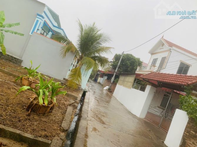 Mảnh đất siêu đẹp tại Lạc Thuỷ , Đông kết. Vuông văn và giá đầu tư tại khu vực - 2