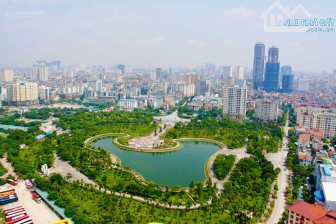 Cần bán tòa văn phòng lô góc Phố Duy Tân, Cầu Giấy. DT 685m2 x 10T, MT 20m. Dòng tiền cho - 2