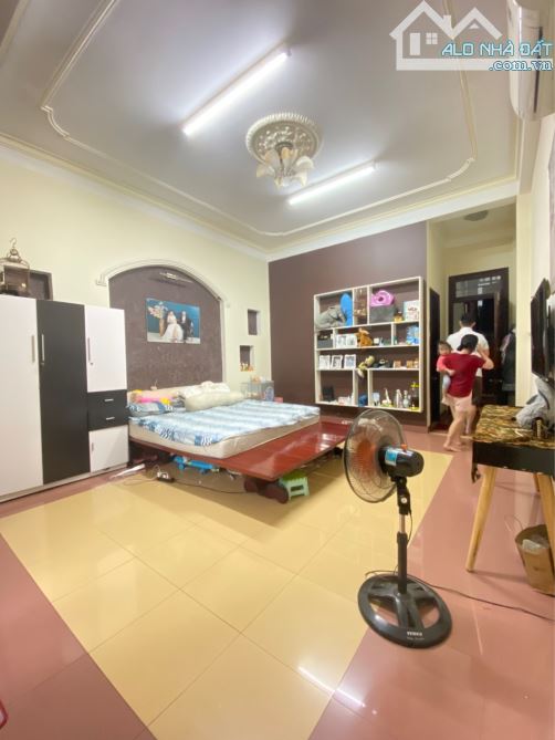 Bán nhà mặt tiền Lê Thanh Nghị - 2