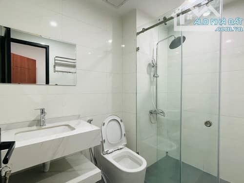 Mặt ngõ 1 nhà ra phố Minh khai 75m2 6 tầng thang máy, KD văn phòng, gara ô tô 3 chiếc, giá - 2