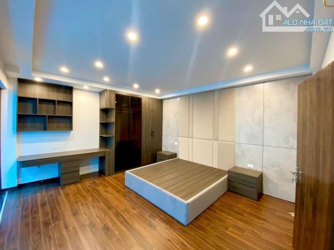 Ngõ To Như Phố Khương Đình, Mặt Tiền Khủng Khiếp Vang Lừng Bốn Phương - 2