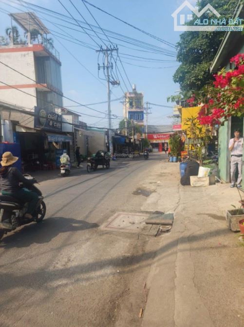 Bán nhà Mặt tiền Tân Thới Nhất 8 Gần chợ 12.5x31.32m full thổ cư giá 29.9T - 2