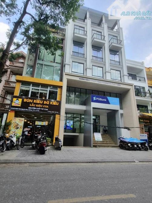 Bán nhà mặt phố Trần Nguyên Đán 60m2, 4 tầng, cho thuê 40 triệu/ tháng, giá 28 tỷ. - 2