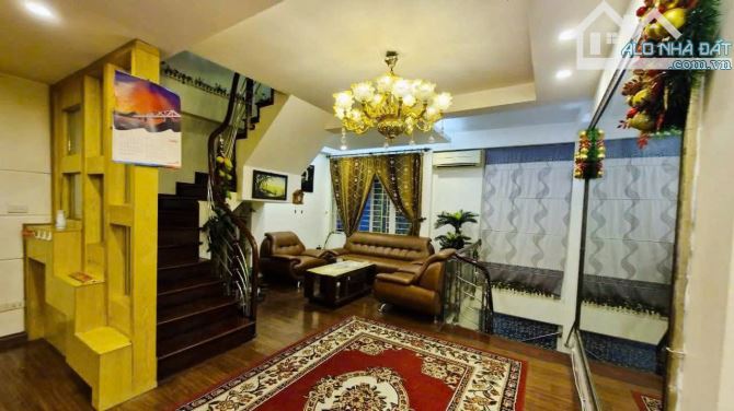 🔥 BÁN NHÀ ĐỘI CẤN, 45M2, 6 TẦNG, MT 5.2M, CÁCH Ô TÔ TRÁNH 15M, DÂN XÂY. GIÁ 9.4 TỶ - 2