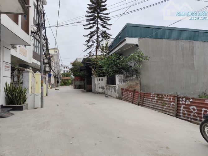 Bán 79m² đất mặt ngõ Đông Khê, ô tô qua lại. Giá 3,4 tỷ - 2