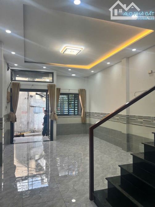 Bán nhà đẹp 2 tầng (4x15) Âu Cơ,Tân Bình - Hẻm 3,5m thông, 20m ra mặt tiền - Nhỉnh 4 tỷ - 2