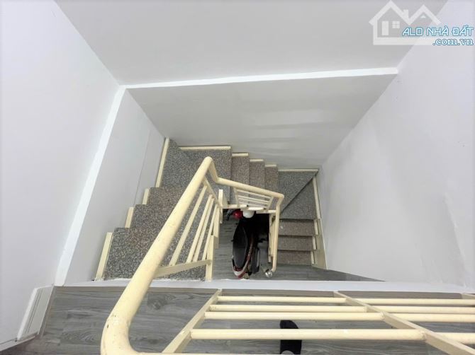 NHÀ ĐƯỜNG NGUYỄN DUY, HƯNG PHÚ - 33M2 (3.05x11) - 2 TẦNG - 4.09 T.Ỷ - 3