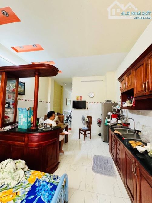 🏠NHÀ QUẬN 6,KHU DÂN TRÍ CAO,NGAY KHU ẨM THỰC,KINH DƯƠNG VƯƠNG, 3 TẦNG,65M2(4×17)4PN,ĐƯỜNG - 3