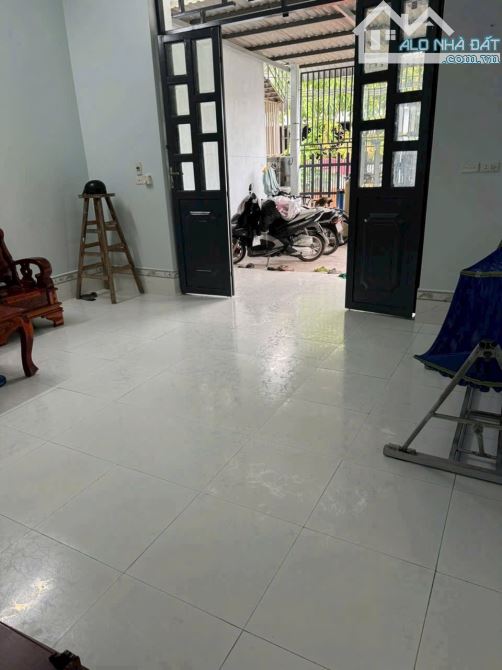 Nhà nhánh đan 3,5m thuộc phường 9 sát bên UBND phường 7 - 3
