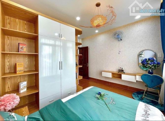 🏡 Định cư nước ngoài cần bán gấp nhà tại Lê Văn Sỹ, P.14, Q.3 – chỉ 3tỷ250 -1T2L – 63,5M² - 3