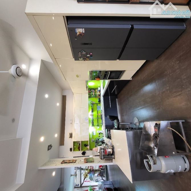 Biệt thự Kiều Đàm xe hơi đậu trong nhà, 3 tầng 200m2(7.4×27) 793 Tân Hưng Quận7 chỉ 27 tỷ - 3