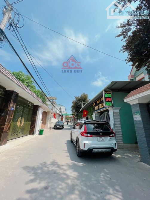 HẠ GIÁ MẠNH ( 3ti2 👉 2tỉ750 )  Bán căn nhà ngay chợ 26 hẻm 2 xe hơi né nhau - 3