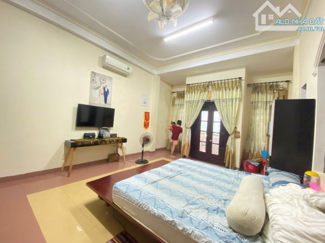 Bán nhà mặt tiền Lê Thanh Nghị - 3